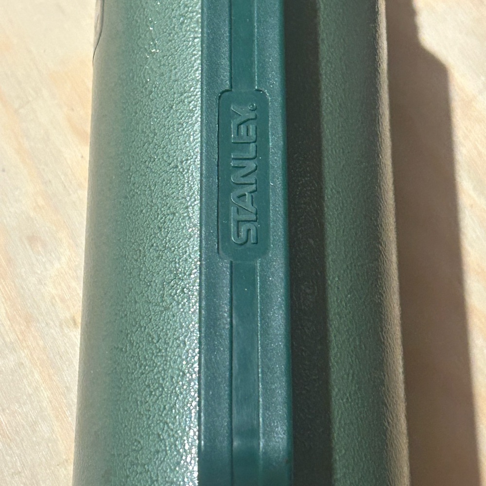 Vtg Aladdin Stanley Green Steel Thermos 1 Quart A-944DH Insulated Made in USA - Picture 9 of 12